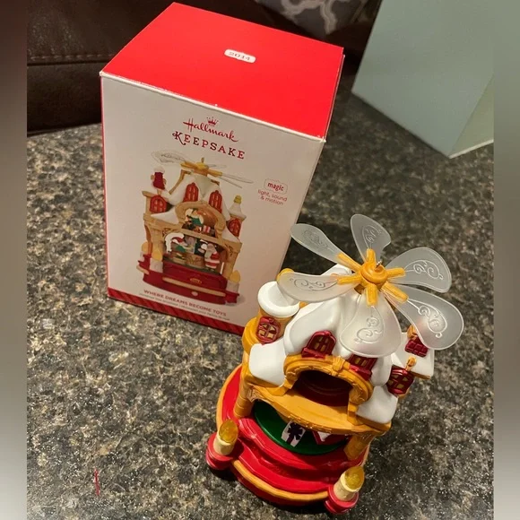 2014 Hallmark Keepsake ornament - Picture 4 of 4